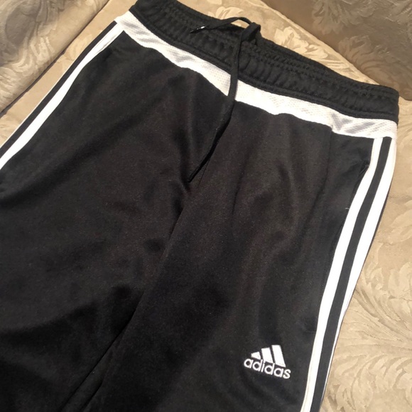 Adidas joggers - Picture 2 of 7